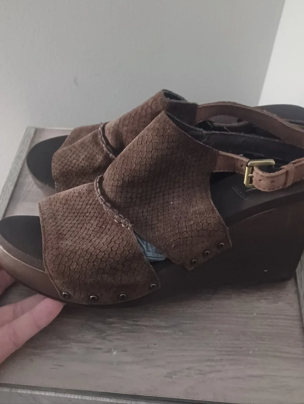 Volatile Bohemian Wedge Sandals Sz 10